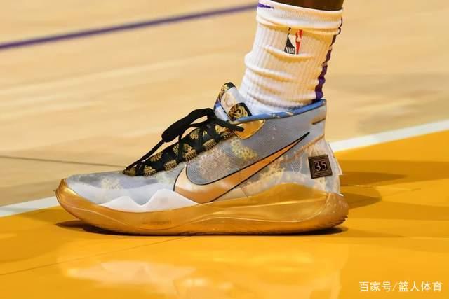 女篮世界杯分组出炉 中国女篮落入“死亡之组”